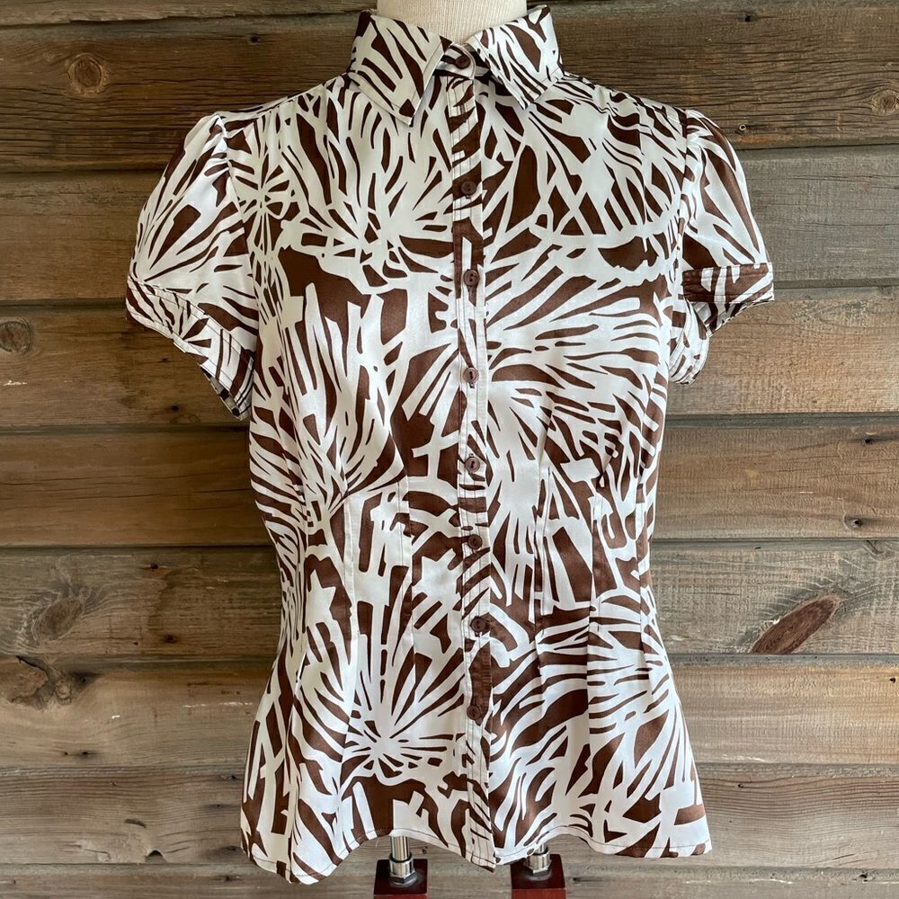 Allison Taylor Short Sleeve Button Down Shirt Size M EUC